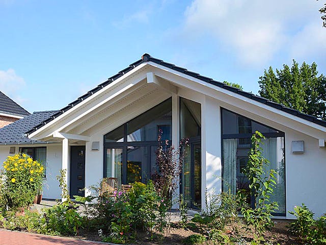Natalie 2 (KfW-Effizienzhaus 40 EE) – Außenansicht von Dammann-Haus